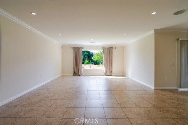 6300 La Reina Dr - Photo 3 of 8