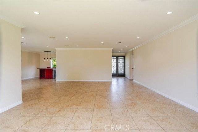 6300 La Reina Dr - Photo 5 of 8