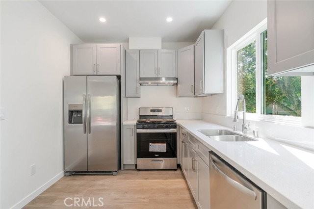 1961 Waltonia Dr #101 - Photo 7 of 8