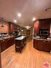 5416 Morella Ave - Photo 2 of 8