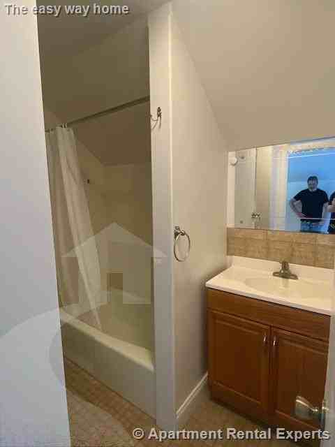 136 Broadway #3 - Photo 4 of 8