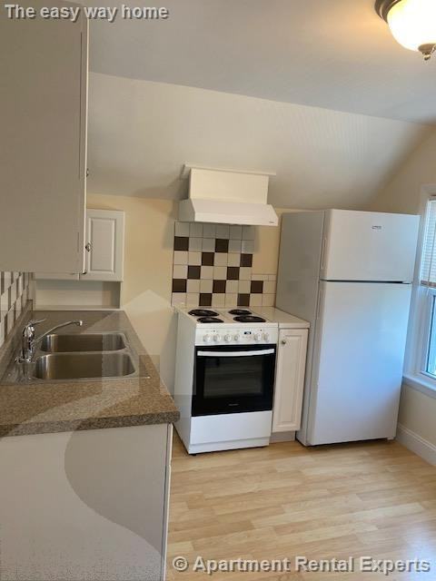 136 Broadway #3 - Photo 6 of 8