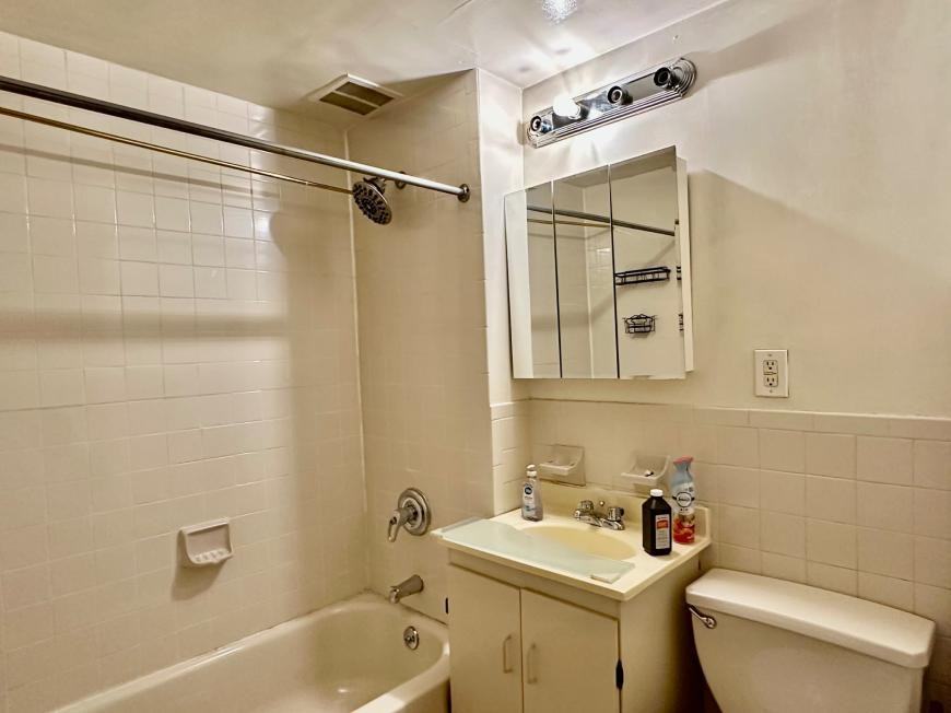 1627 2nd Ave - Photo 6 of 7