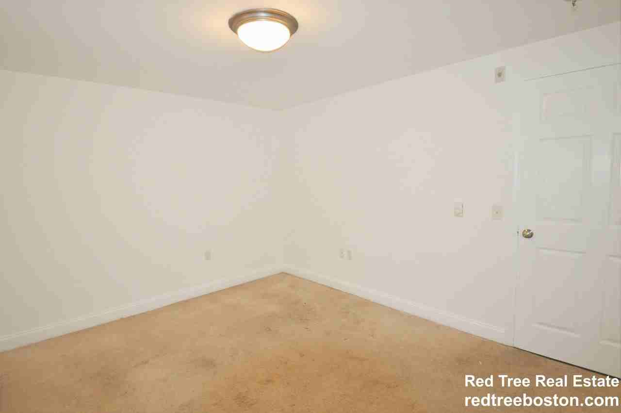 457 Centre St #E - Photo 6 of 19