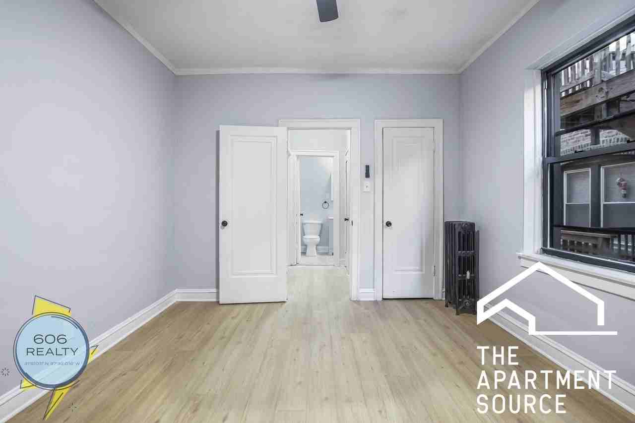 5244 S Drexel Ave #3W - Photo 6 of 11