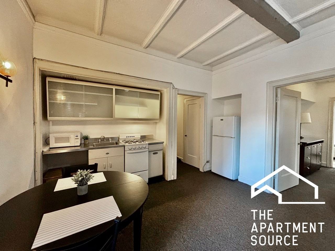 1220 N State Pkwy #F - Photo 5 of 28