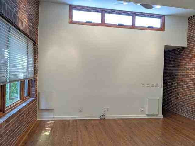 1416 Hinman Ave - Photo 3 of 10