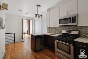 featured image of 81A Cornelia St