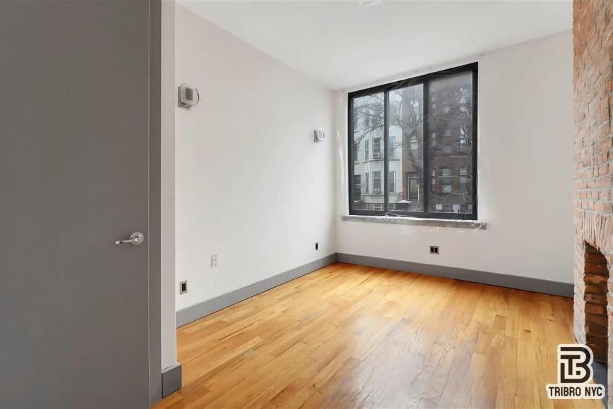 81A Cornelia St - Photo 4 of 7