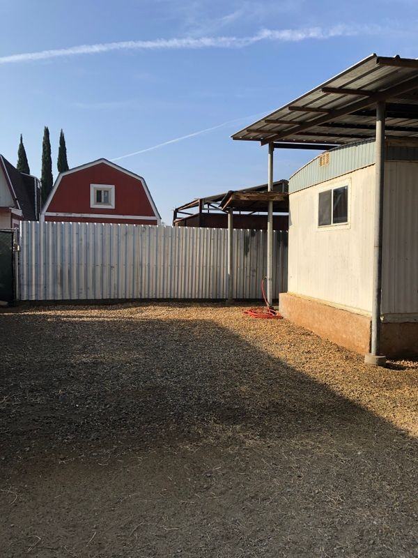 5449 Bain St - Photo 2 of 20