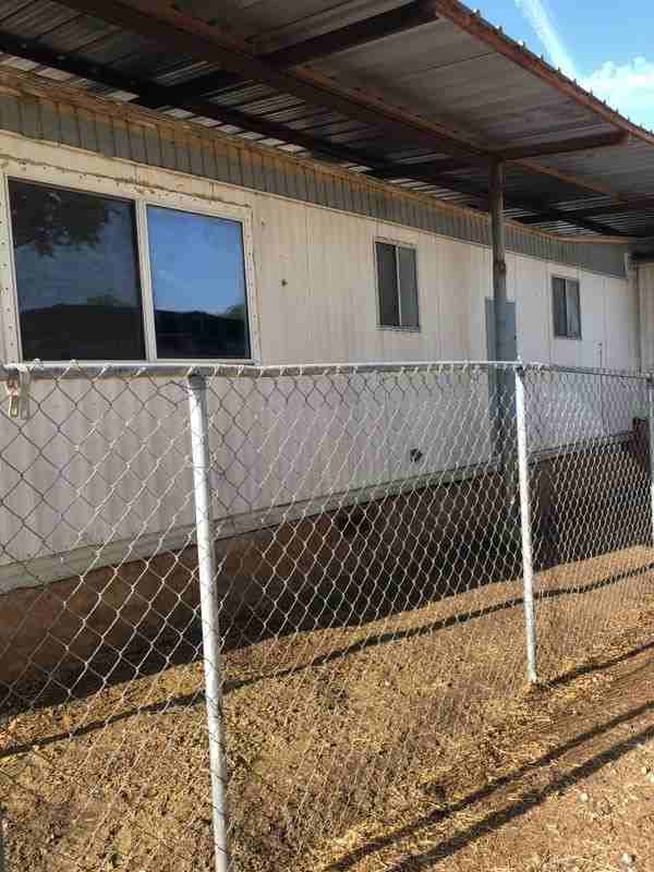 5449 Bain St - Photo 4 of 20