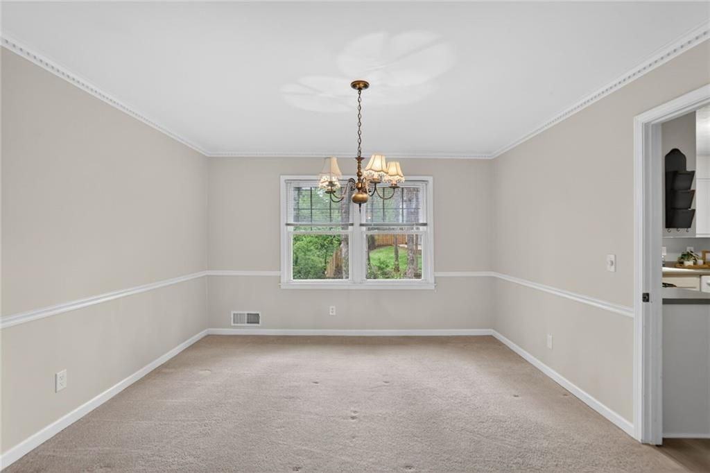 4624 Mountain Creek Dr Ne - Photo 5 of 27