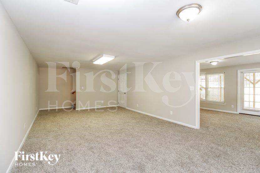 2611 White Fence Way - Photo 2 of 15