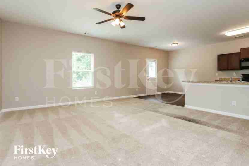 10934 Wheeler Trce - Photo 2 of 15