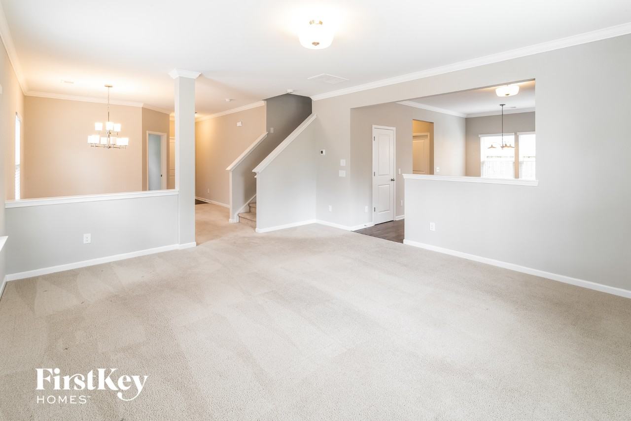 331 Dunlin Dr - Photo 4 of 15