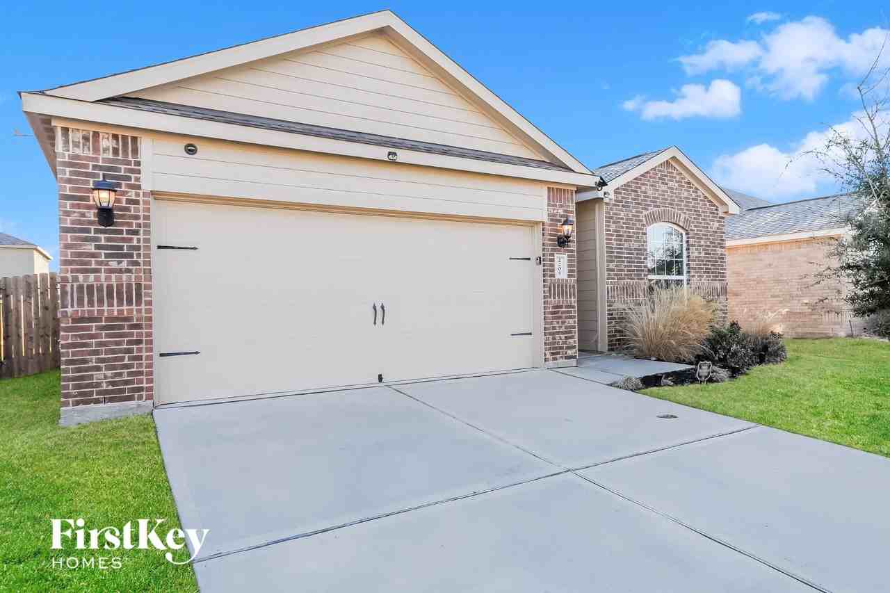 2205 Old Harbor Way - Photo 2 of 15