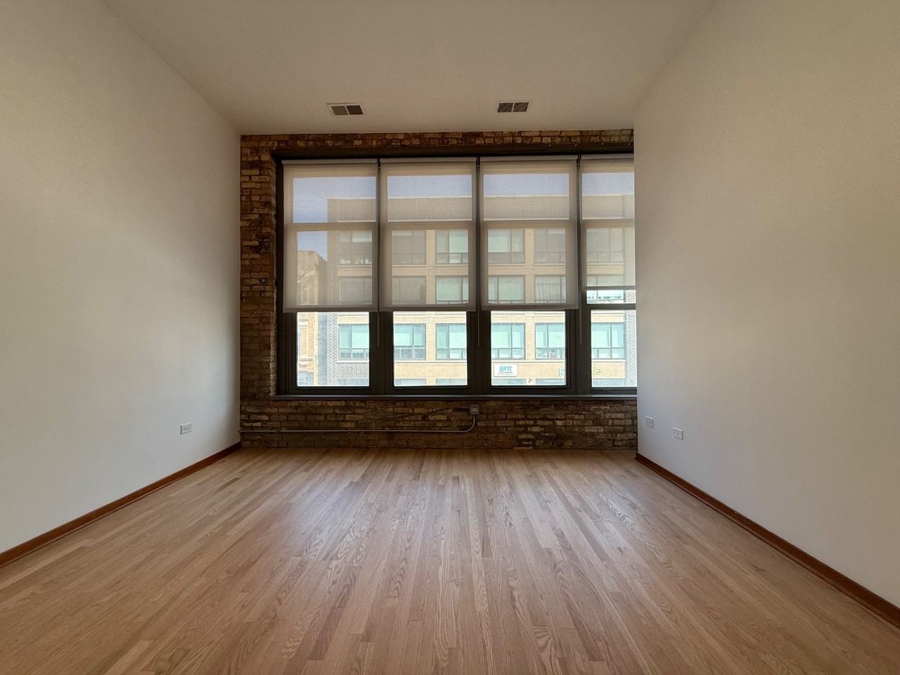 2925 N Central Park Ave #03 - Photo 7 of 17