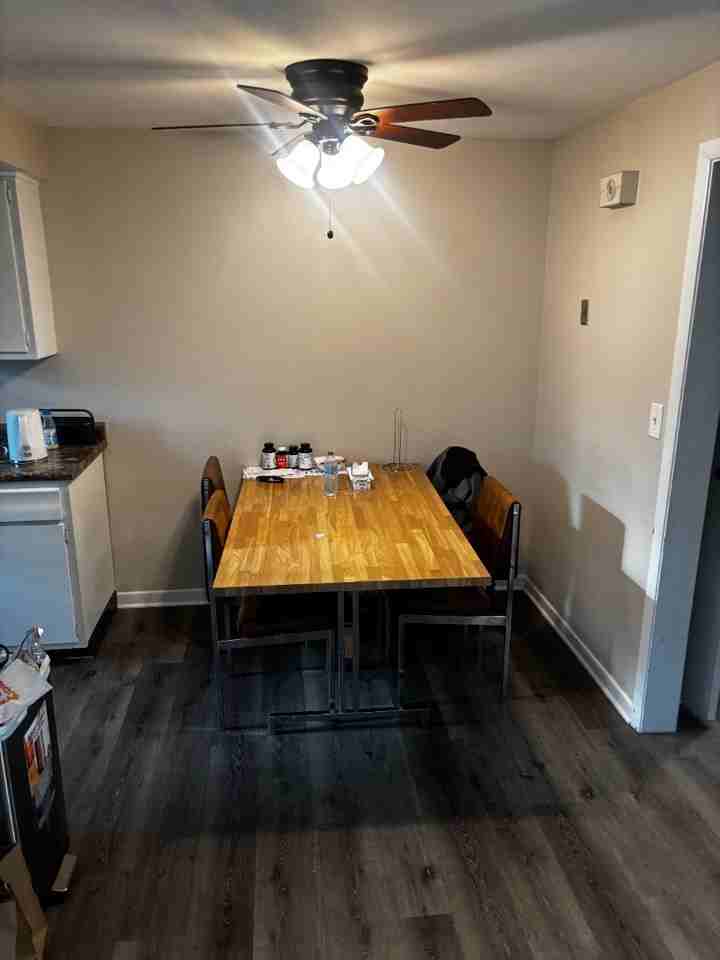 1384 Brown St - Photo 3 of 9