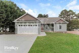 409 Lakeridge Dr - Photo 1 of 1