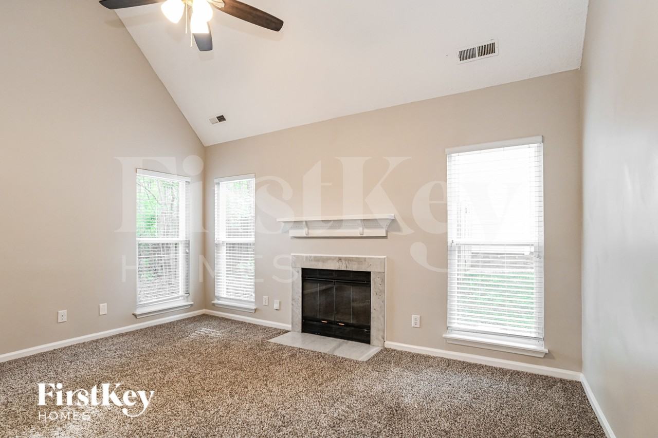 6020 Carriage Oaks Dr - Photo 3 of 19