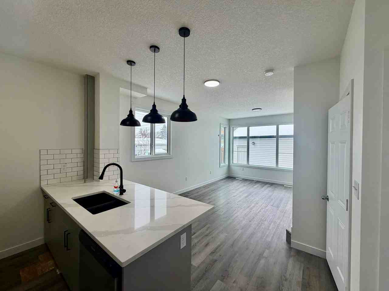 11234 95 St Nw Uppr - Photo 7 of 24