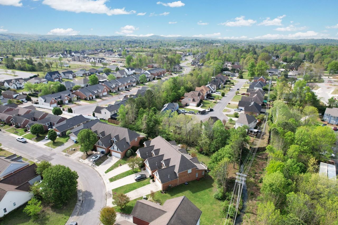 3064 Igou Crossing Dr - Photo 4 of 49