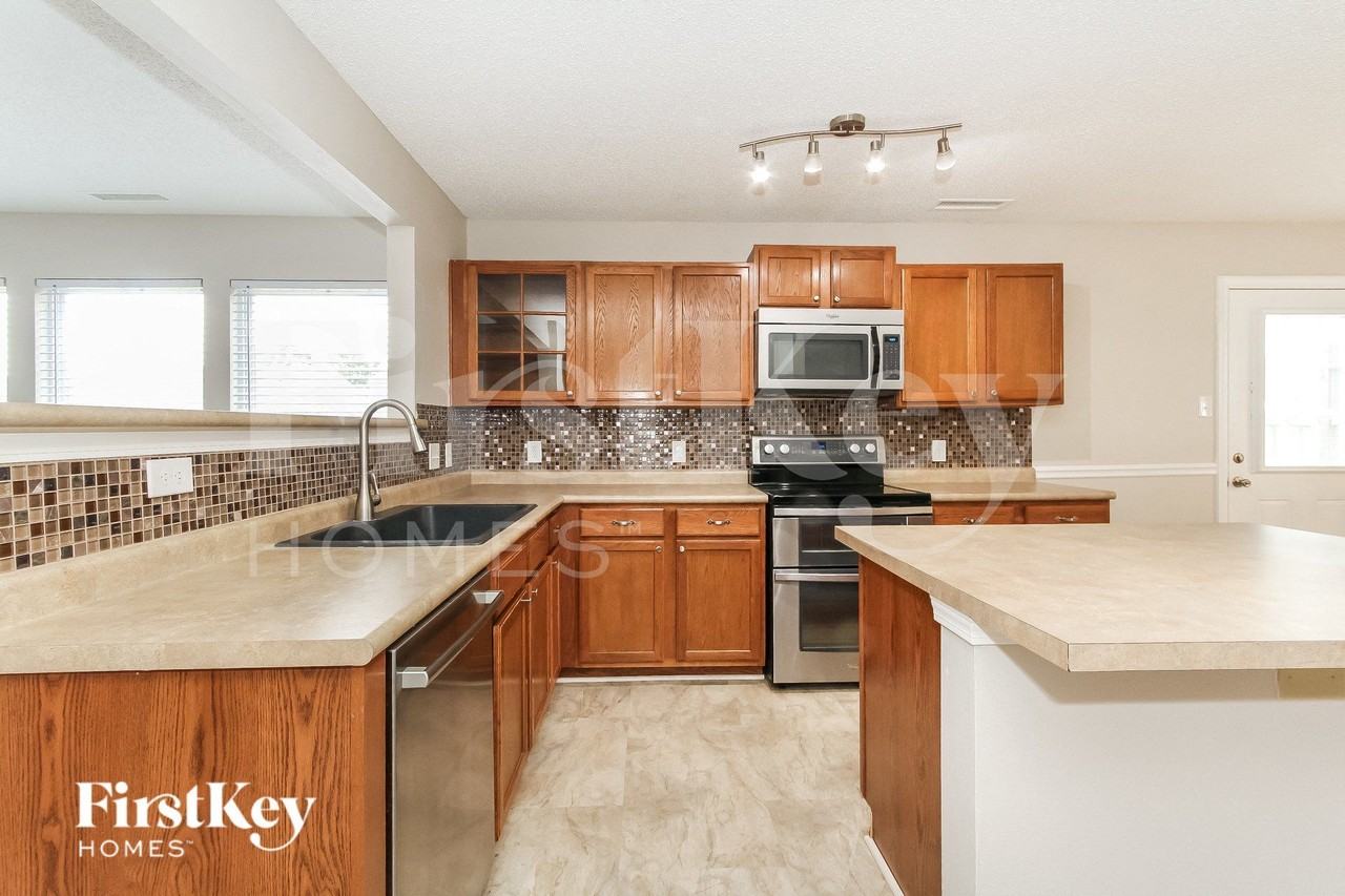 108 Brinkley Park Ct - Photo 4 of 14