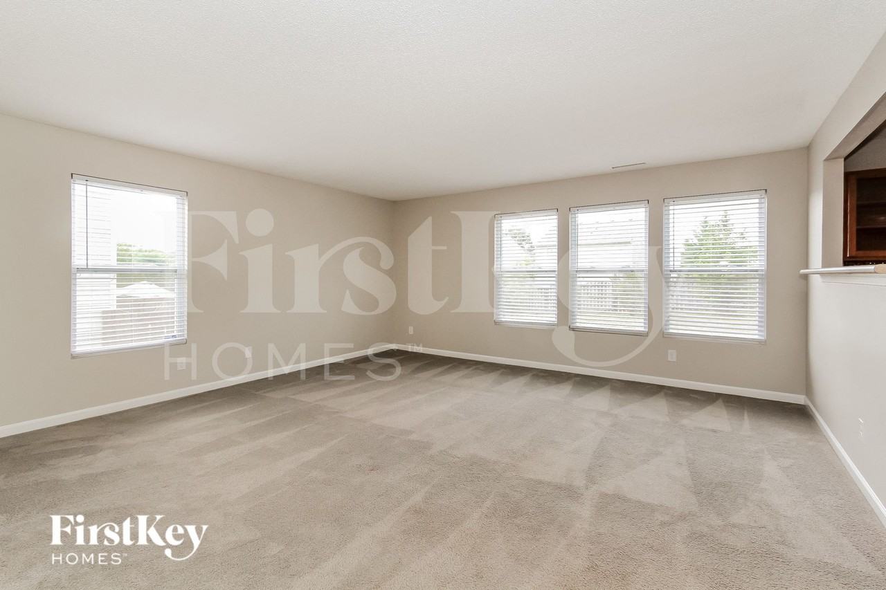 108 Brinkley Park Ct - Photo 6 of 14