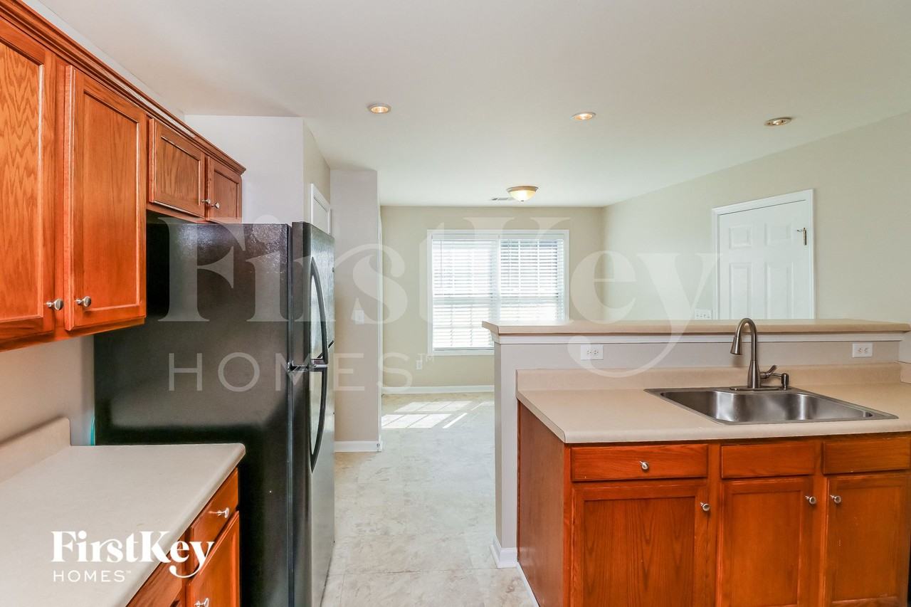 24 Brookridge Ct - Photo 7 of 15