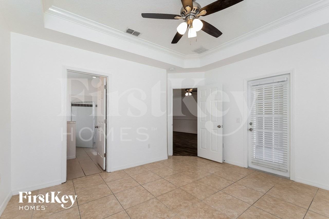 209 Magical Way - Photo 5 of 15