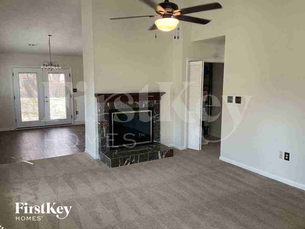 7938 Lindfield Ct - Photo 4 of 20