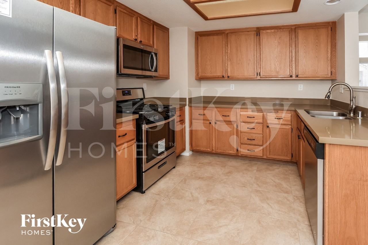 1416 Grey Knoll Cir - Photo 5 of 15