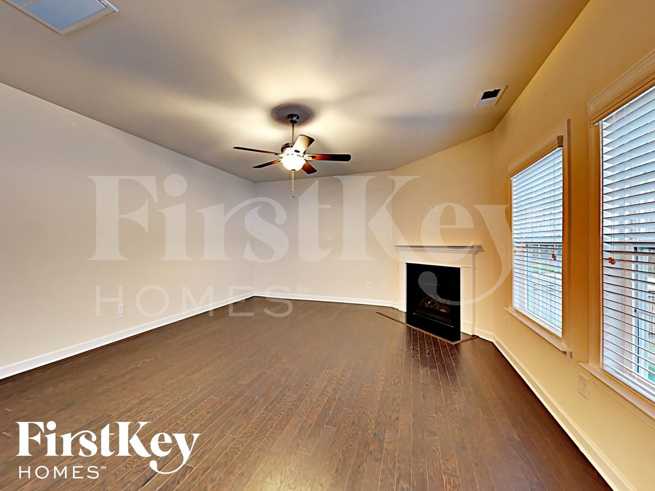 9952 Travertine Trl - Photo 3 of 17