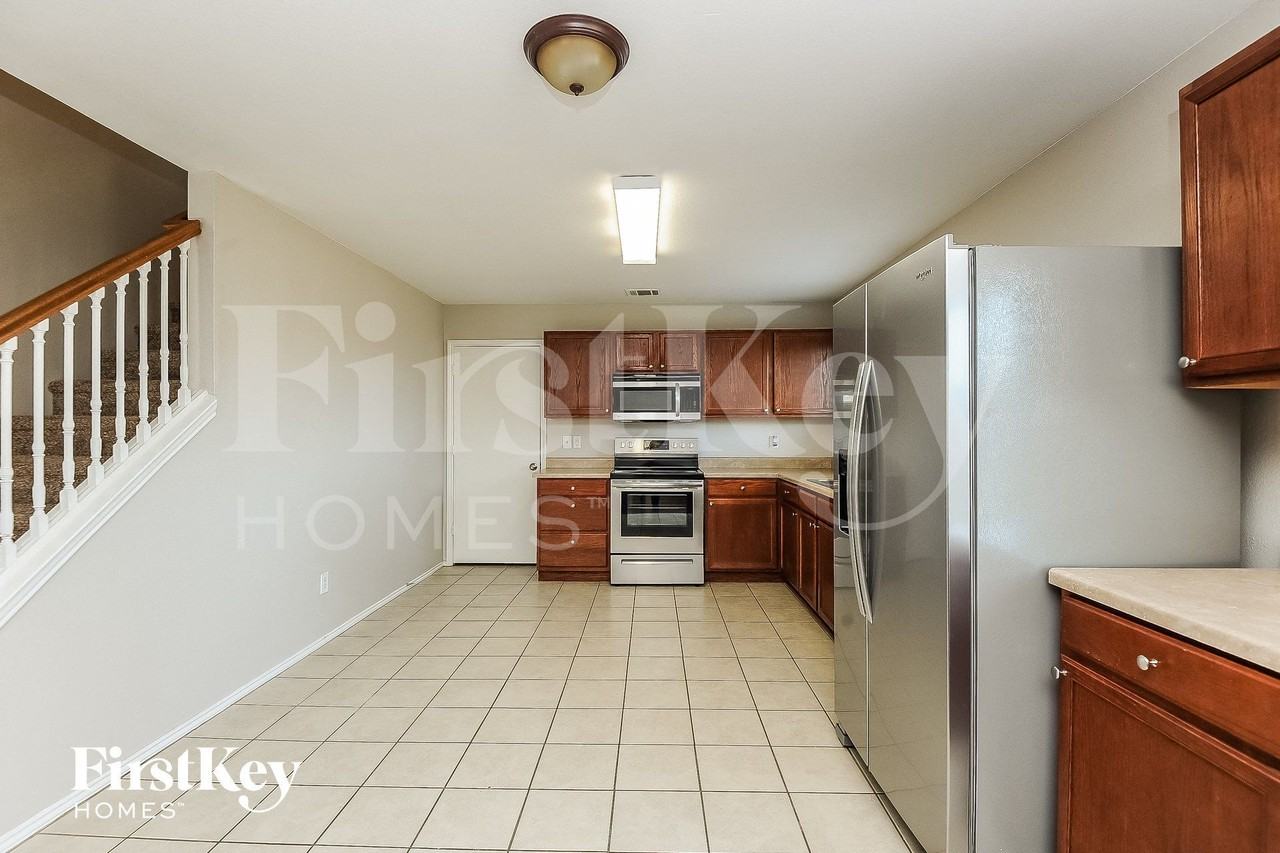 8115 Wesson Rd - Photo 6 of 15