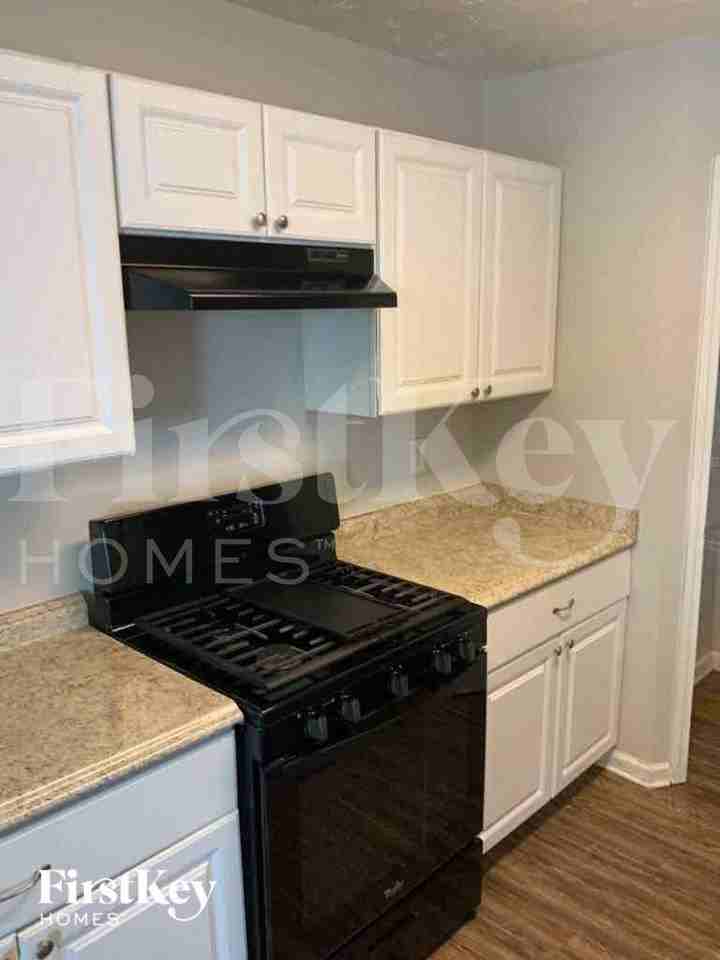 7072 Shenandoah Trl - Photo 7 of 13