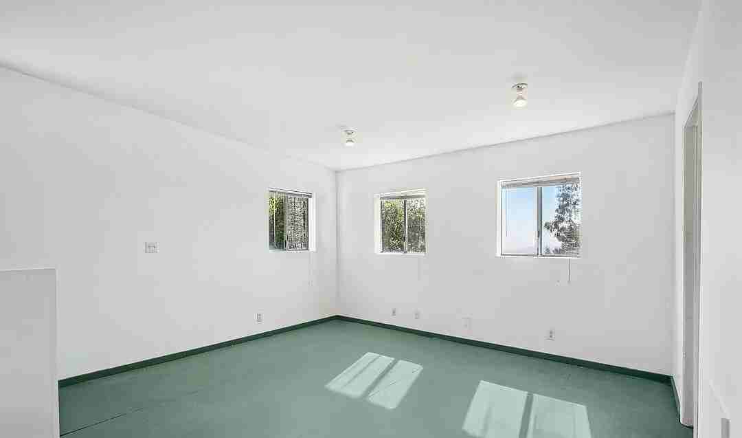 190 Loma Metisse Rd - Photo 3 of 12