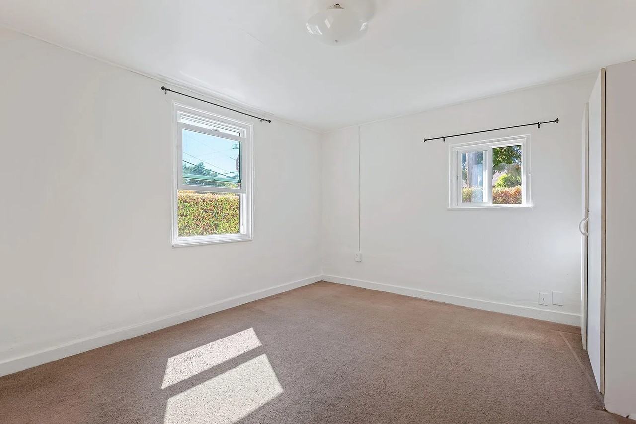 834 W Valerio St - Photo 2 of 9