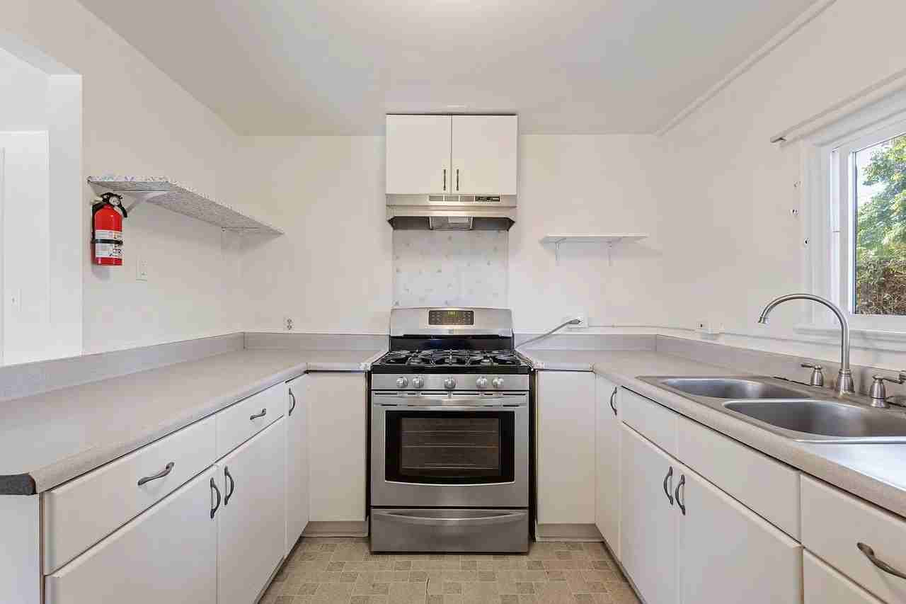 834 W Valerio St - Photo 5 of 9