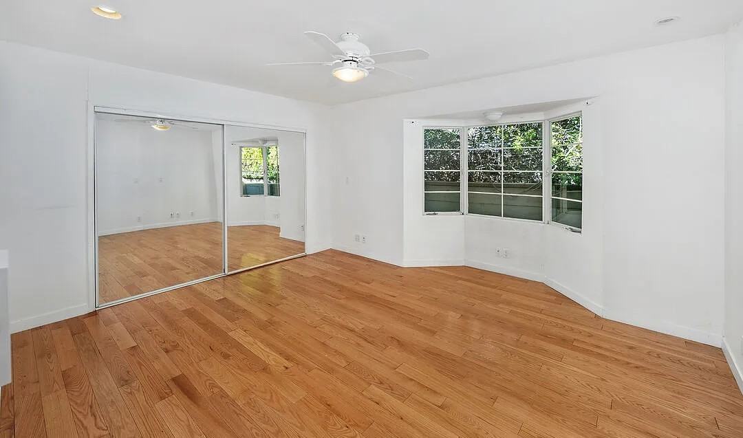 550 Almar Ave - Photo 6 of 20