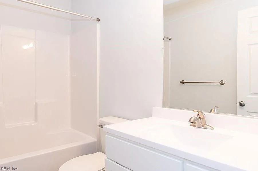 357 Fort Worth Ave - Photo 6 of 8