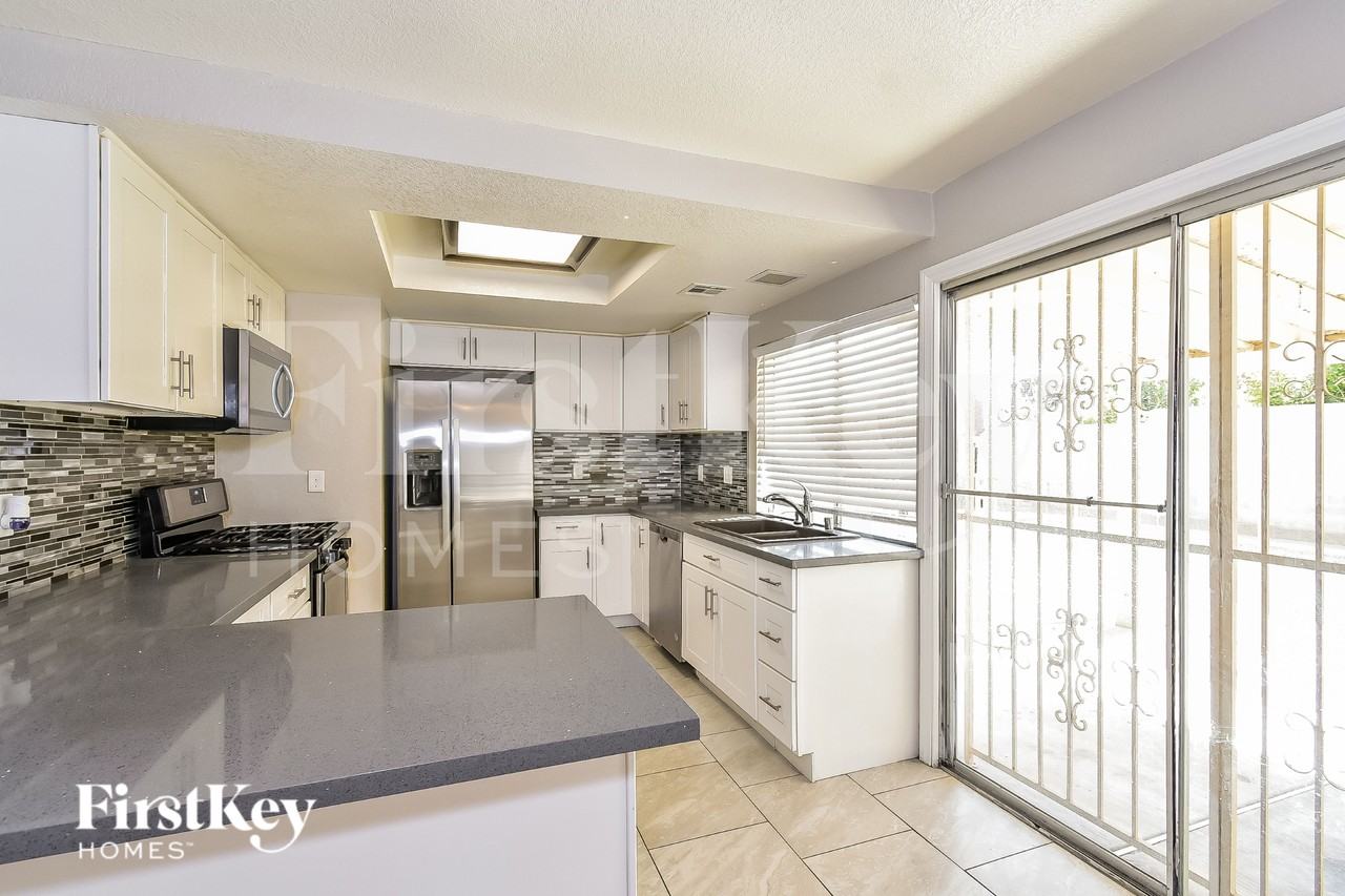 3909 Almondwood Dr - Photo 5 of 16