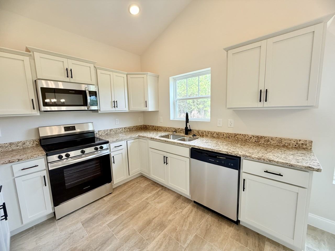 328 Gravel Hill Ct - Photo 6 of 28