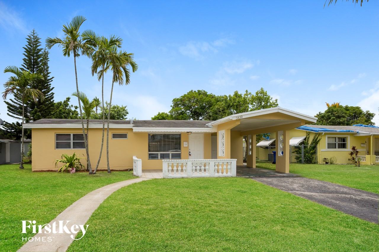 3430 Nw 34th St - Photo 2 of 15