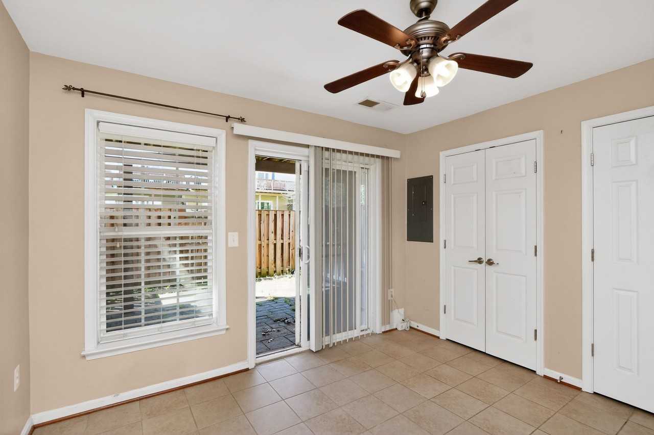 15742 John Diskin Cir - Photo 2 of 15