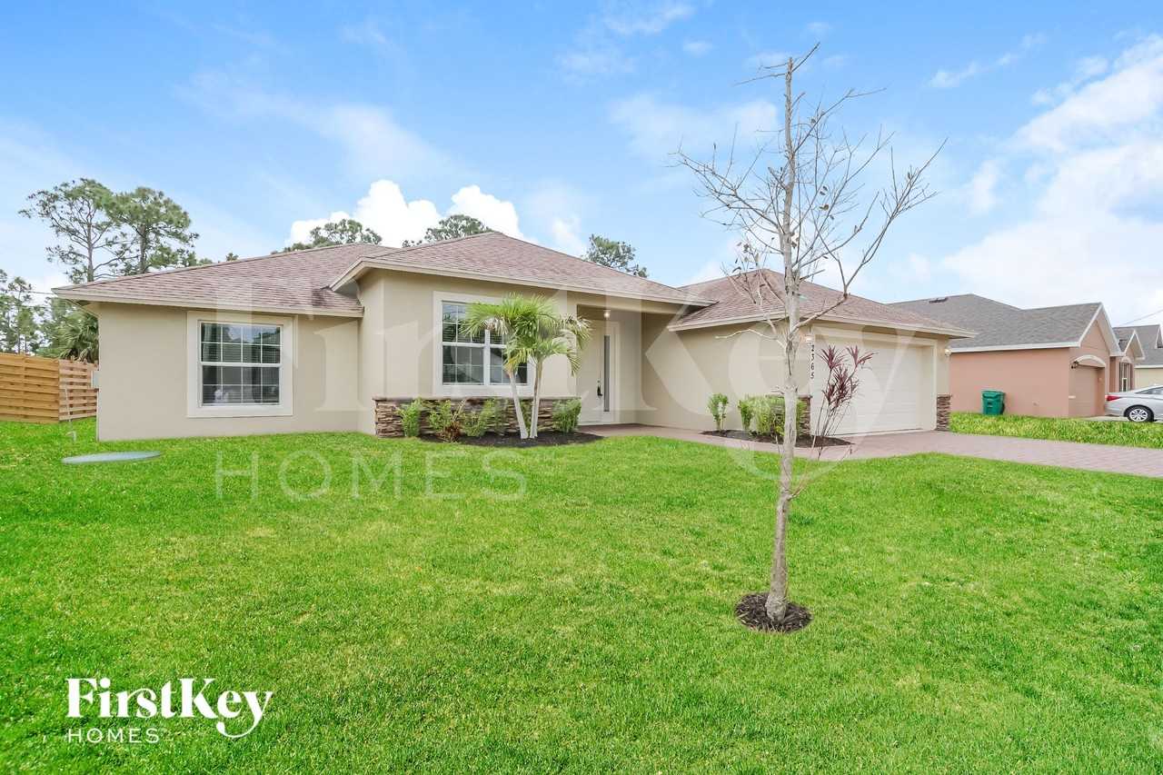 2365 Sw Webster Ln - Photo 3 of 15