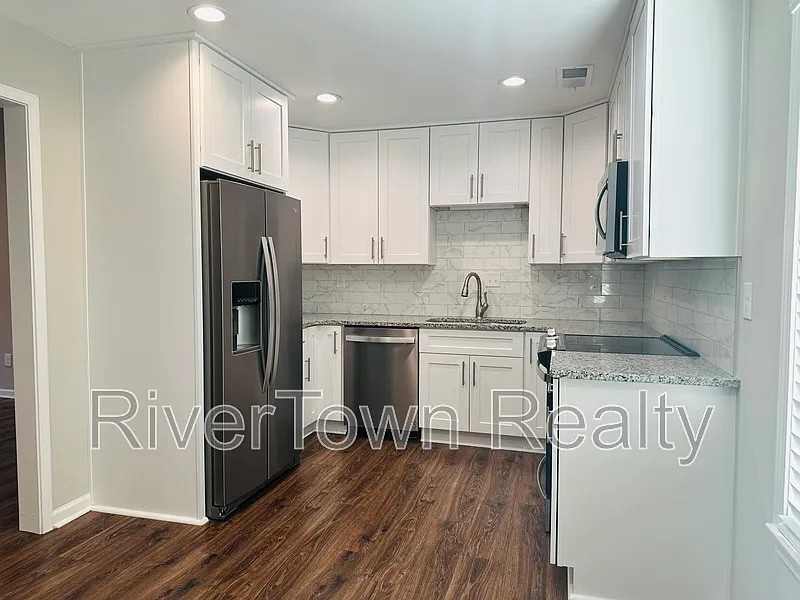 887 Quail Chase Ln - Photo 2 of 12