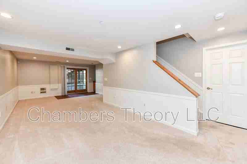 14526 Oak Cluster Dr - Photo 4 of 49