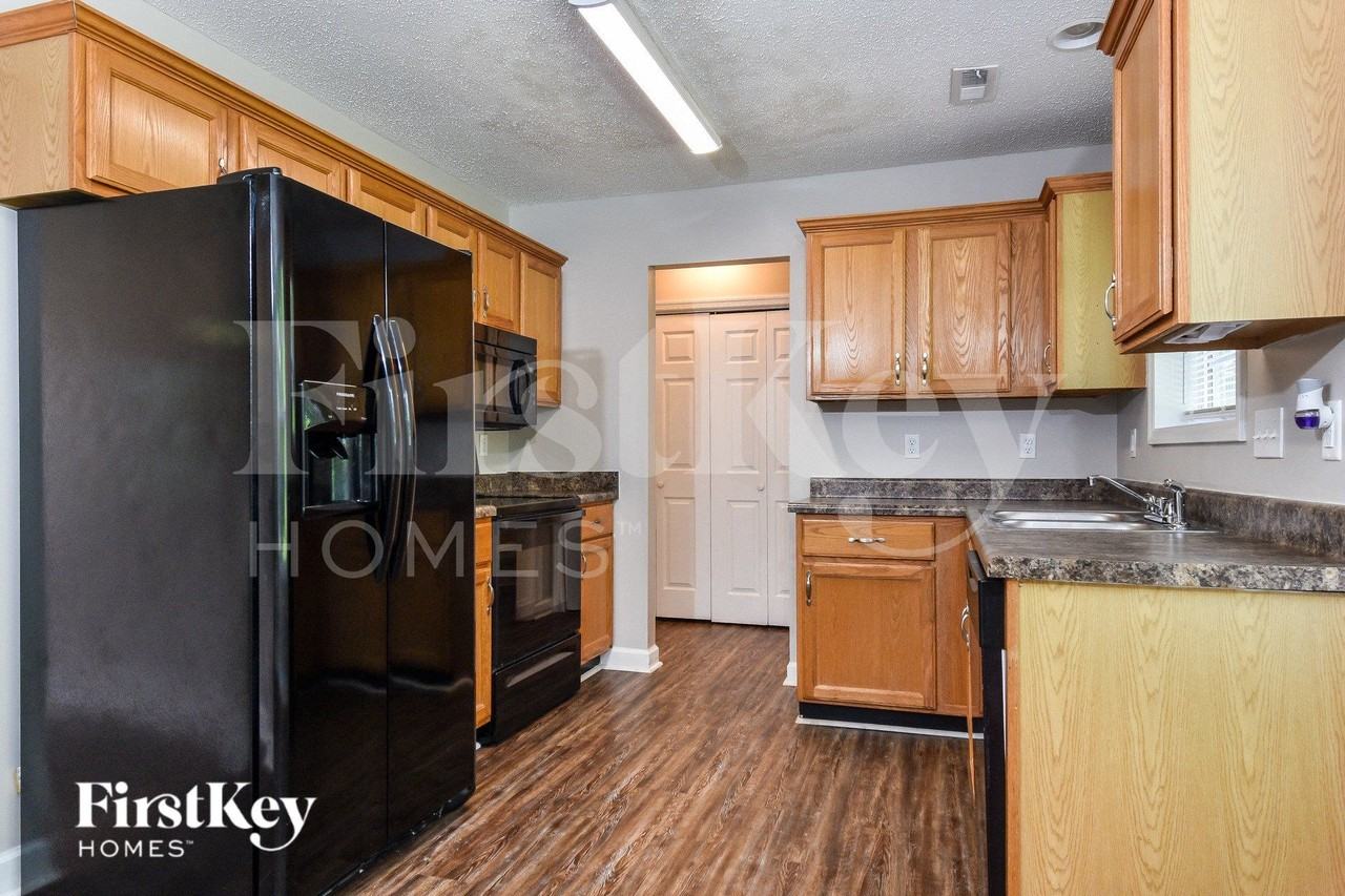 1405 Somerset Crossing Ln - Photo 6 of 15