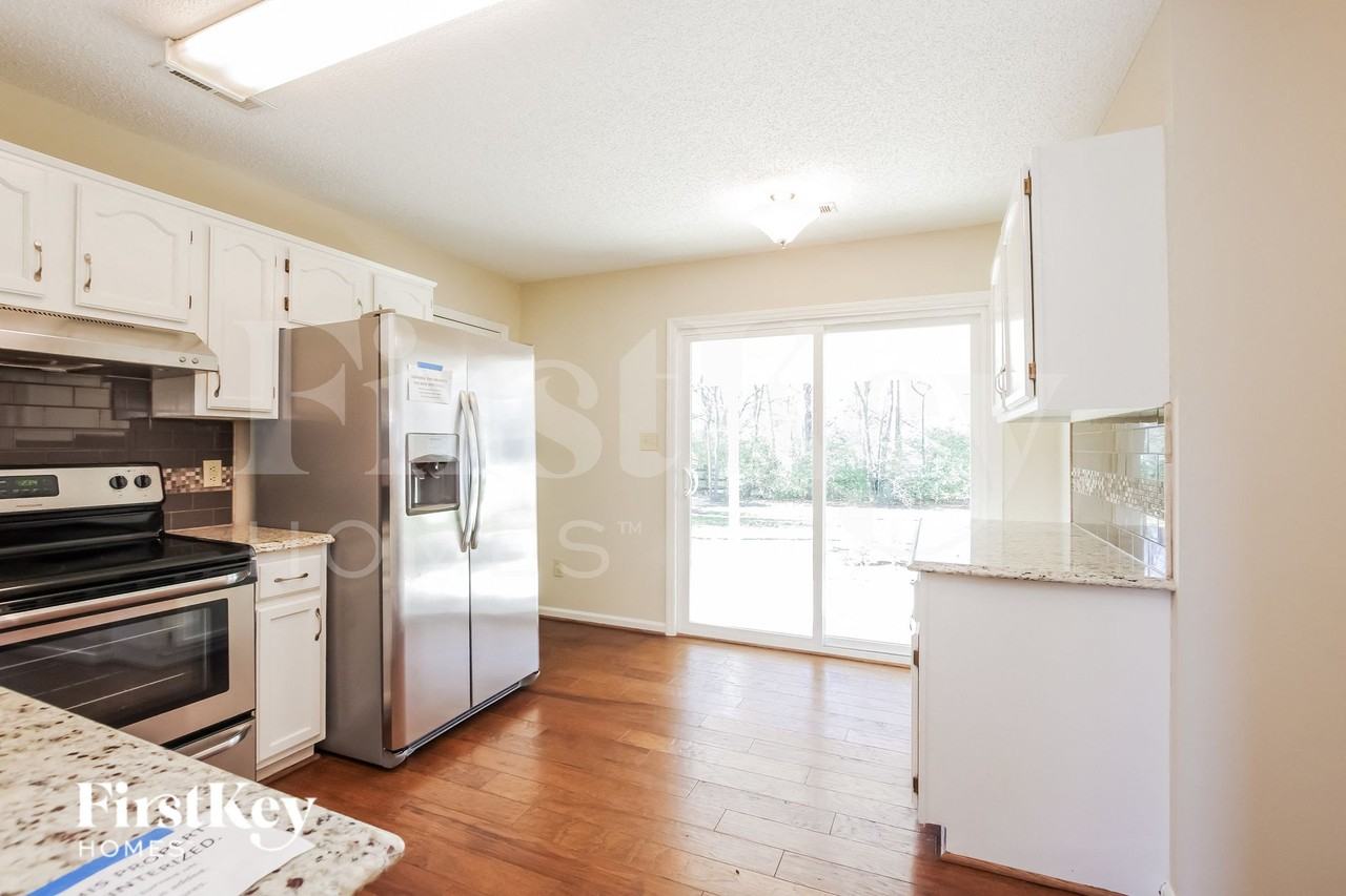 12105 Landen Dr - Photo 7 of 15