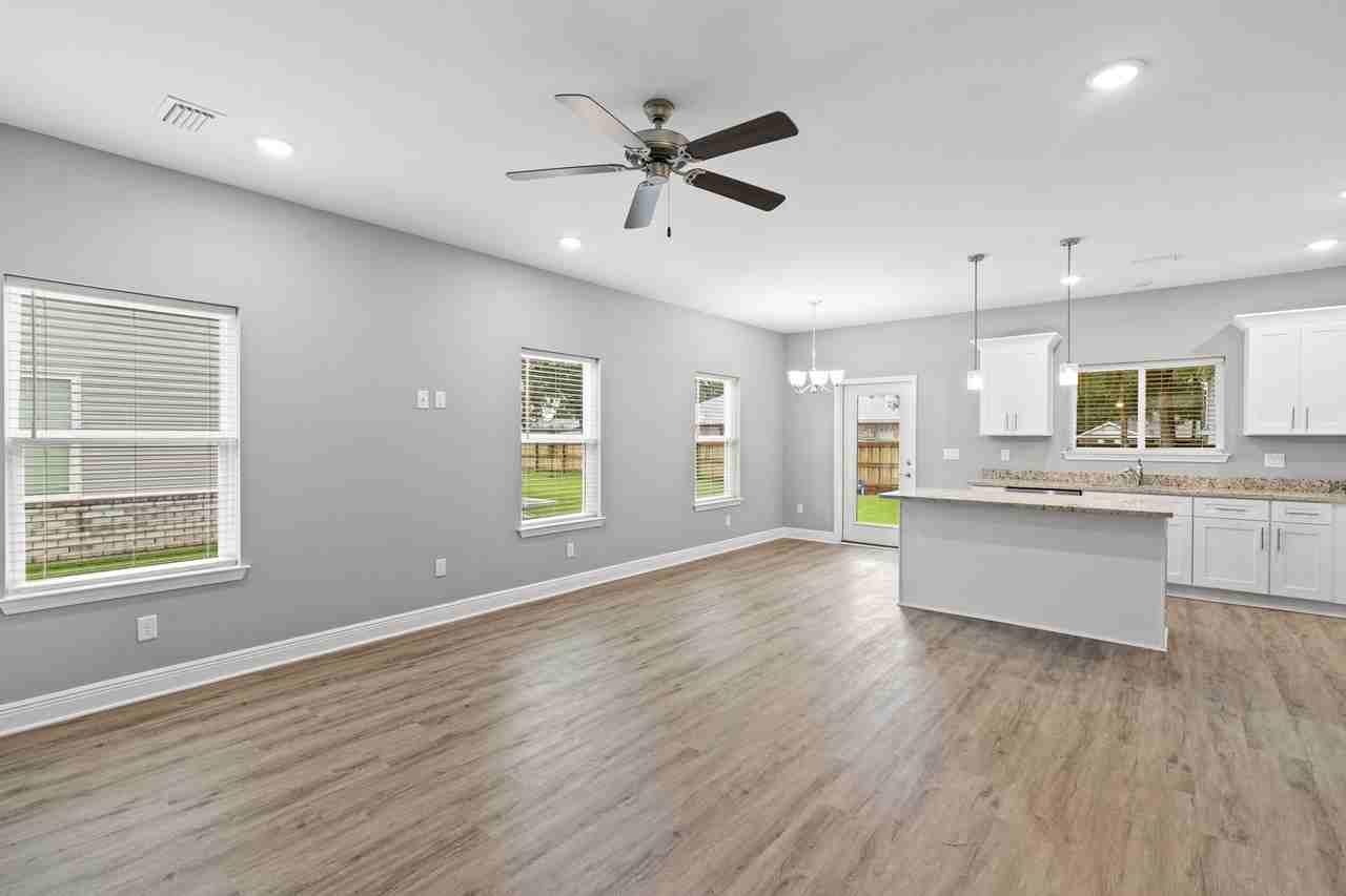 406 Walters Cir #1 - Photo 2 of 32